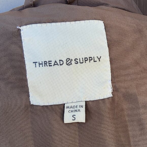 Thread & Supply Quilted Puffer Vest Size Small Gray Khaki Women's zip up - Picture 6 of 7